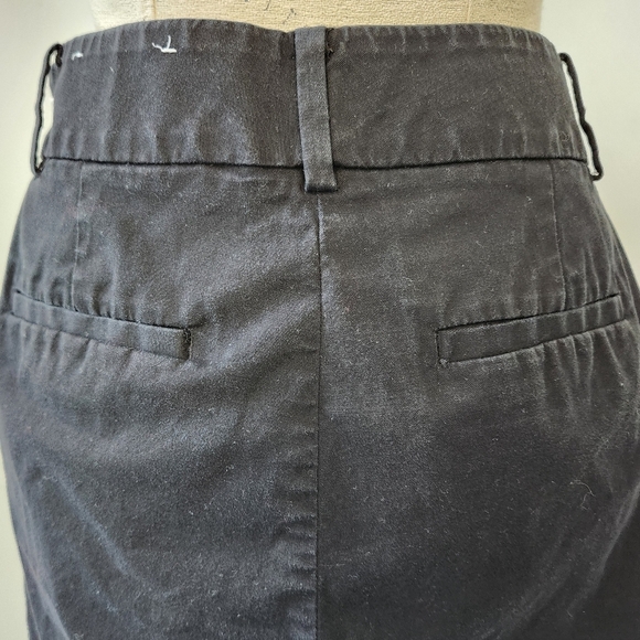 Ann Taylor black shorts - Picture 4 of 6